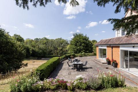 undefined, Church Road, Woldingham