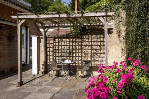 undefined, Church Road, Woldingham