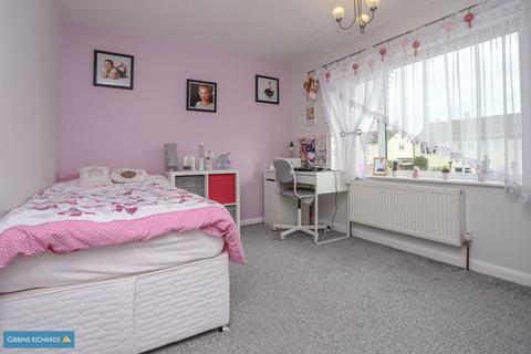 22 Radlet Close, Taunton, TA2 8ED