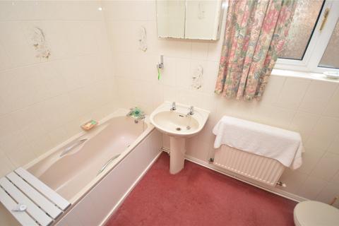 6 Bransdale Garth, Guiseley, Leeds, LS20 8QB