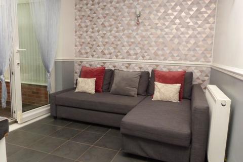 14 Deerham Close, Birmingham, B23 5XX