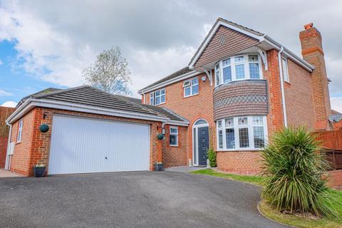 5 Pagoda Close, Streetly, Sutton Coldfield, B74 2AY