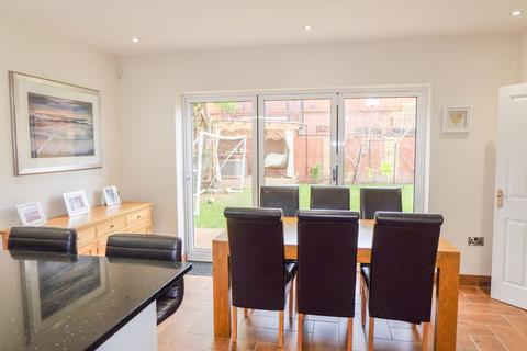5 Pagoda Close, Streetly, Sutton Coldfield, B74 2AY