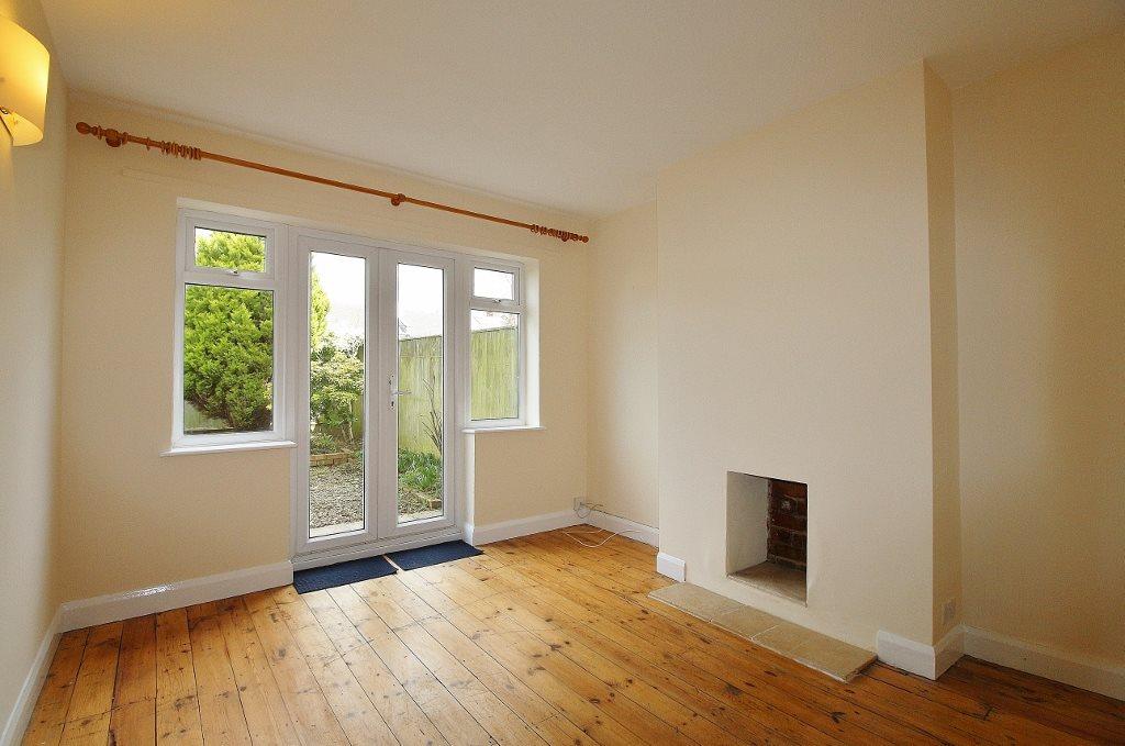 St Drive, Cheltenham, 2 bed flat £695 pcm (£160 pw)