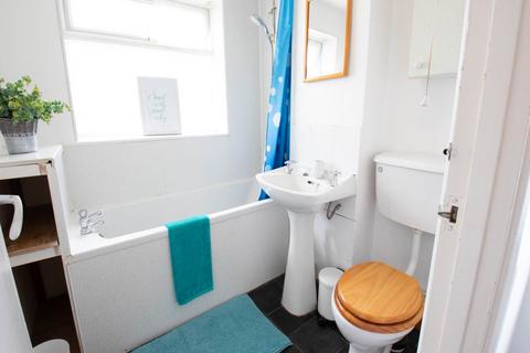 5 bedroom house to rent, 25 St Michaels Place, Canterbury, Kent