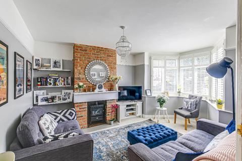 158 Littleheath Road, South Croydon, CR2 7SF