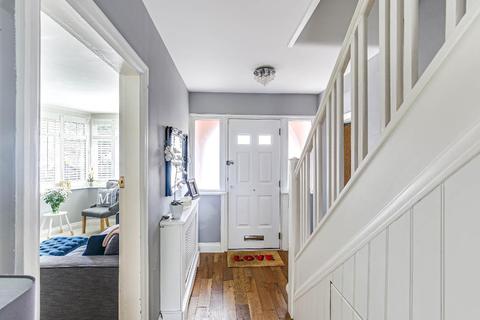 158 Littleheath Road, South Croydon, CR2 7SF