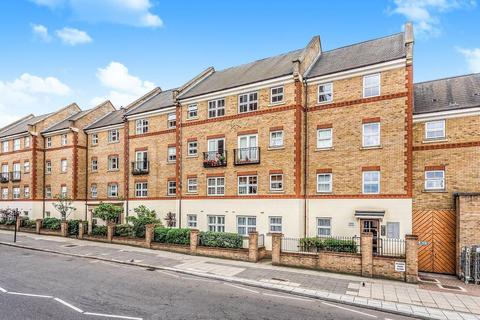 1 bedroom flat for sale, Pegasus Court, Acton, London, W3 6PT