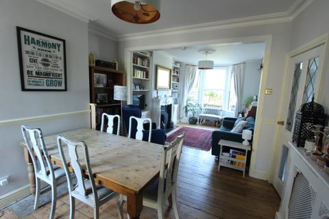 3 Dell Road, Grays, RM17 5JY