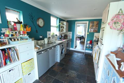 3 Dell Road, Grays, RM17 5JY