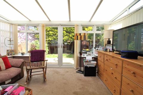 30 Gleneagles Close, Wirral, CH61 5YF