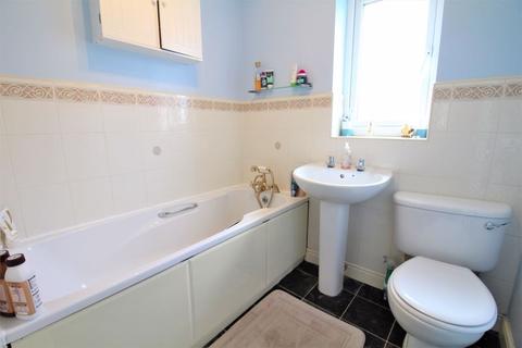 30 Gleneagles Close, Wirral, CH61 5YF