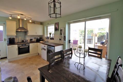 30 Gleneagles Close, Wirral, CH61 5YF