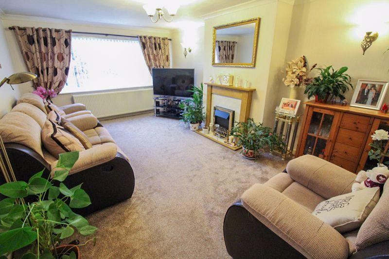 Hillsborough Drive, Bury 2 bed semidetached bungalow £265,000
