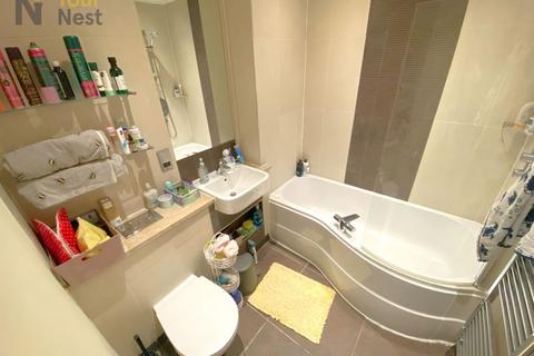 2 bedroom apartment to rent, Apartment 8, The Lounge Apartments, Headingley, LS6 3HU