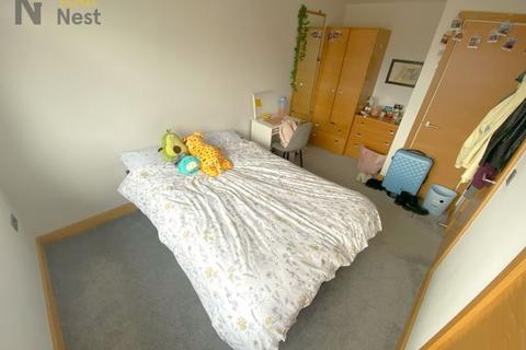 2 bedroom apartment to rent, Apartment 8, The Lounge Apartments, Headingley, LS6 3HU