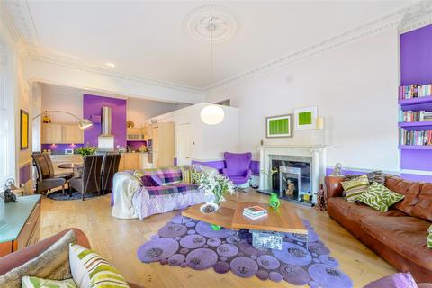 Apartment 3, George House, 1 Parade, Leamington Spa, CV32 4DG