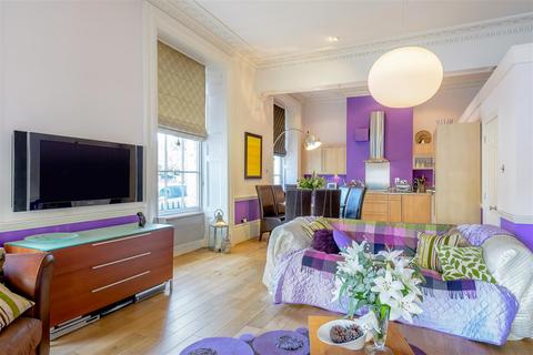 Apartment 3, George House, 1 Parade, Leamington Spa, CV32 4DG