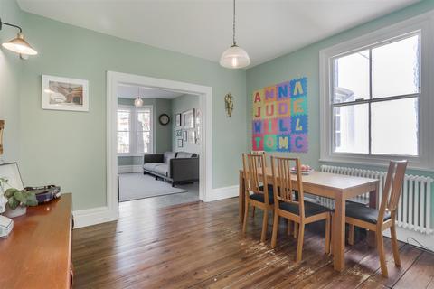 52 Alma Road, Carshalton, SM5 2PF