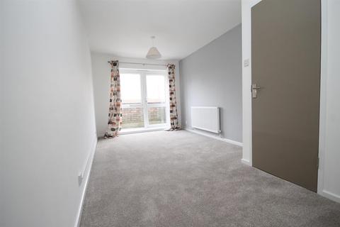 25 Douglas Close, Wallington, SM6 9JS