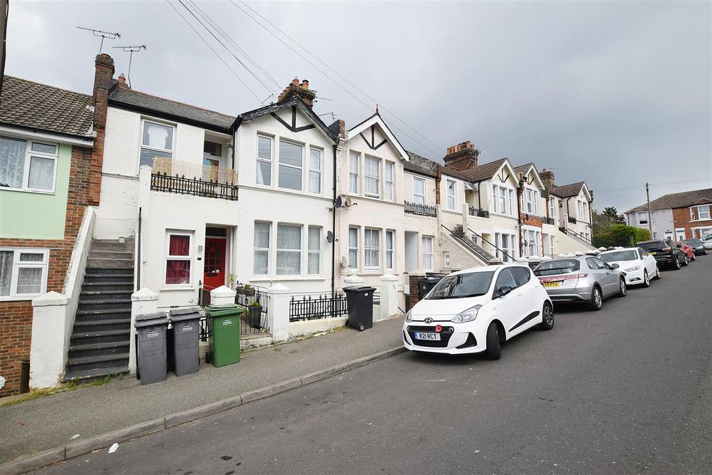 Perth Road, St. LeonardsOnSea 2 bed flat £165,000