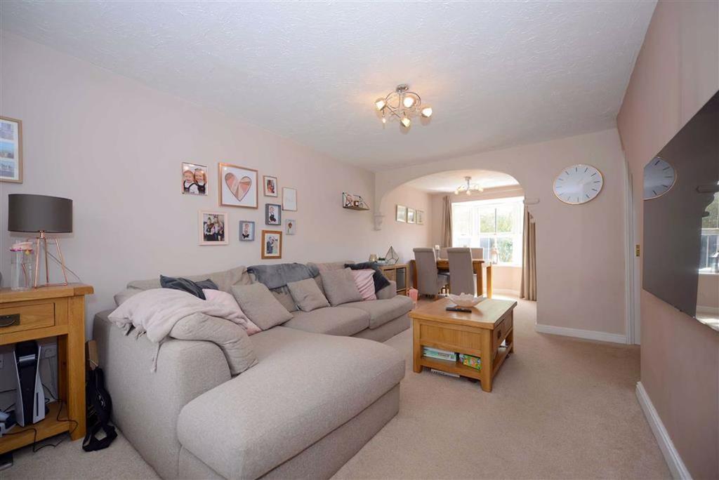 Greatford Green, Berwick Grange, Shrewsbury, Shropshire 3 bed end of