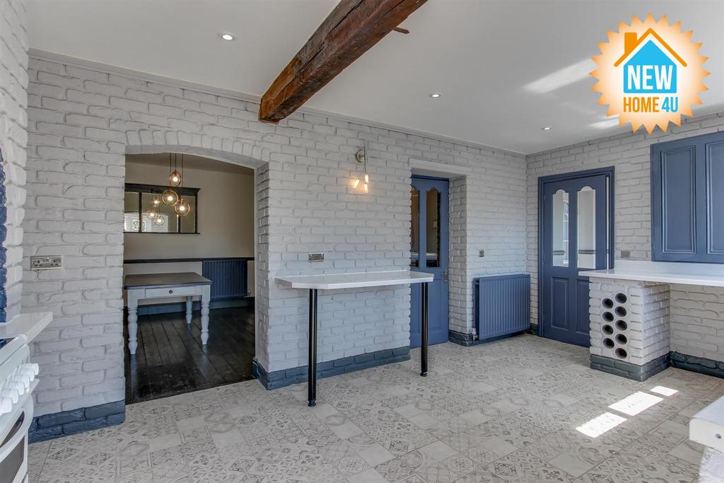 Kitchen: