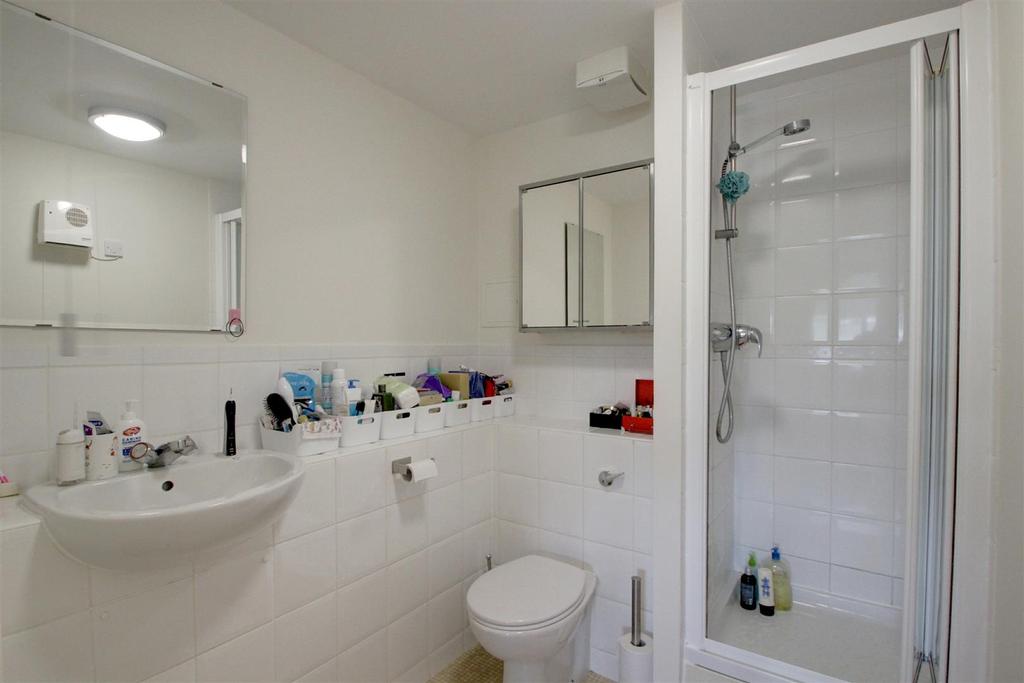 Ensuite.jpg