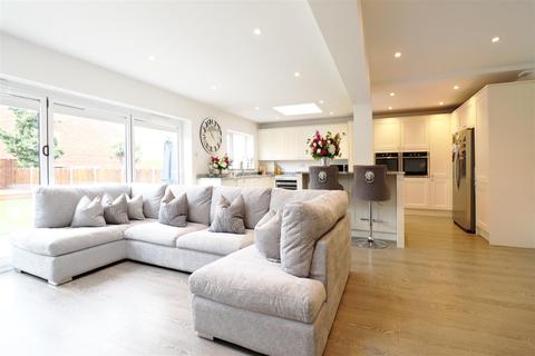 38 Standard Road, Bexleyheath, DA6 8DP