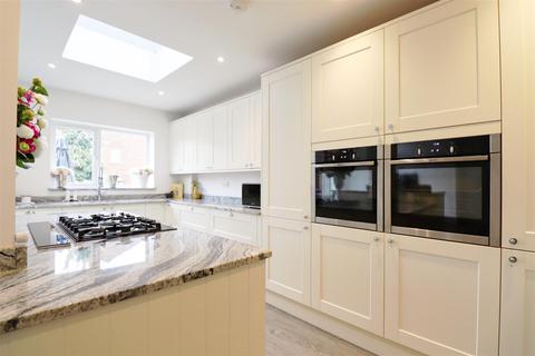 38 Standard Road, Bexleyheath, DA6 8DP