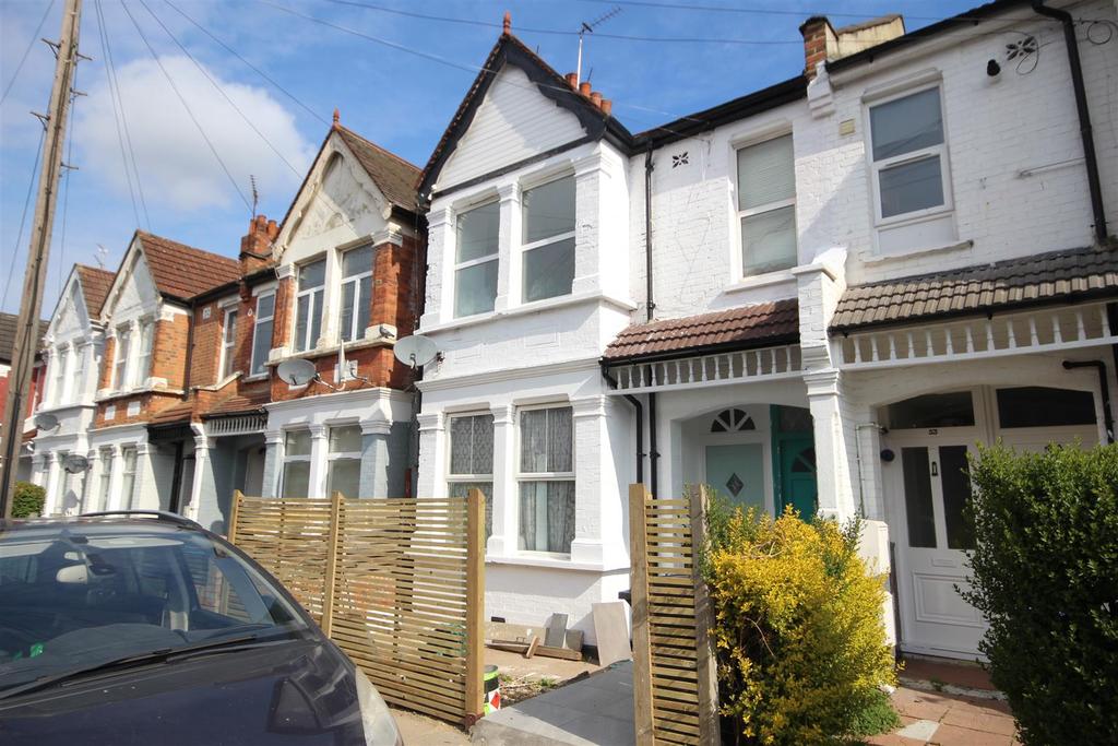 Drayton Road, London 3 bed flat £475,000