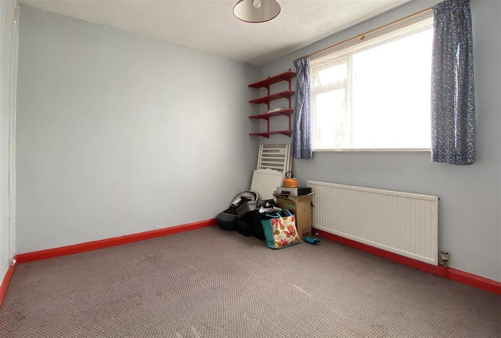 Ellerslie Road, Barnstaple EX31 3 bed semidetached bungalow £275,000