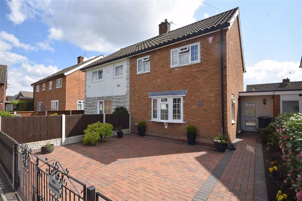 Dutton Green, Harlescott, Shrewsbury 3 bed semidetached house £159,000