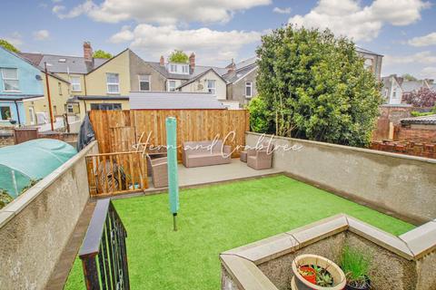 37 Avondale Crescent, Cardiff, CF11 7DE