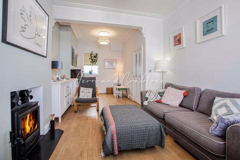 8 Beda Road, Cardiff, CF5 1LW