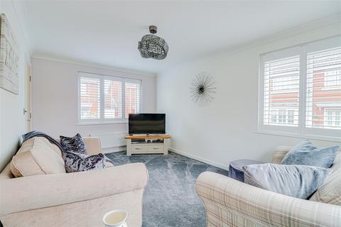 27 Havengore Close, Great Wakering, Southend-on-sea, SS3 0PH