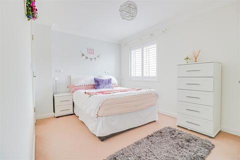 27 Havengore Close, Great Wakering, Southend-on-sea, SS3 0PH
