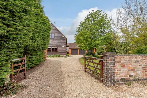 Windmill Barn Buntsford Hill, Stoke Heath, Bromsgrove, B60 3AP