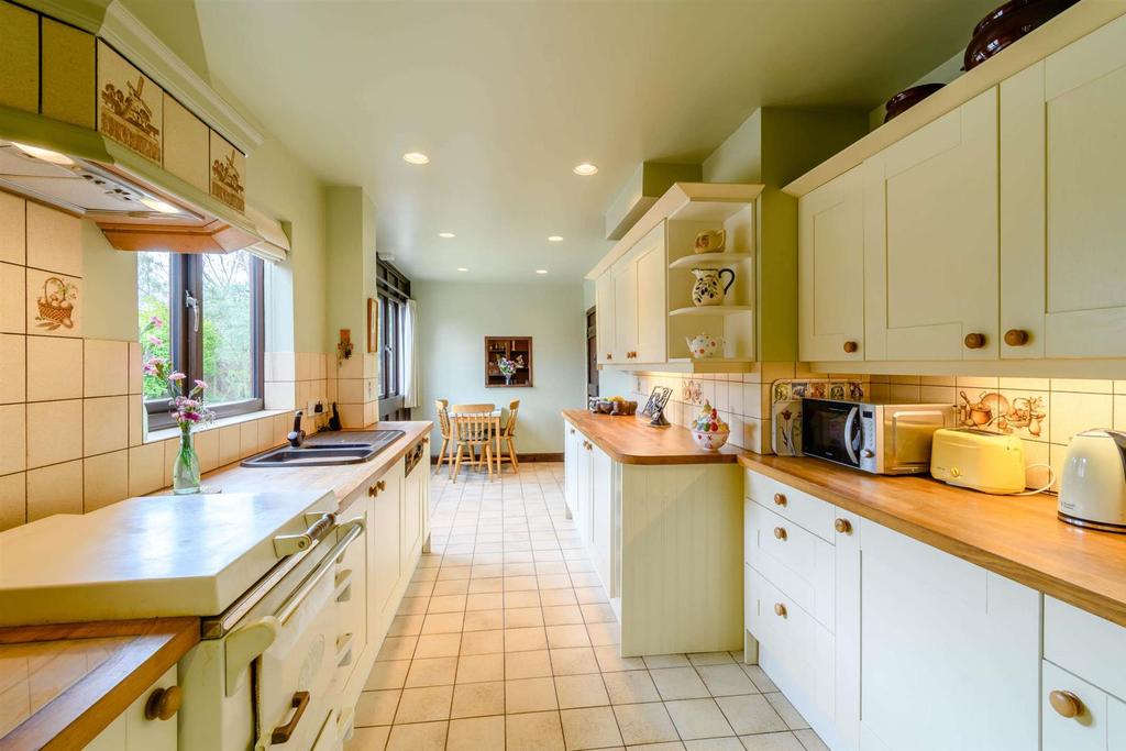 8460762-interior03-800.jpg