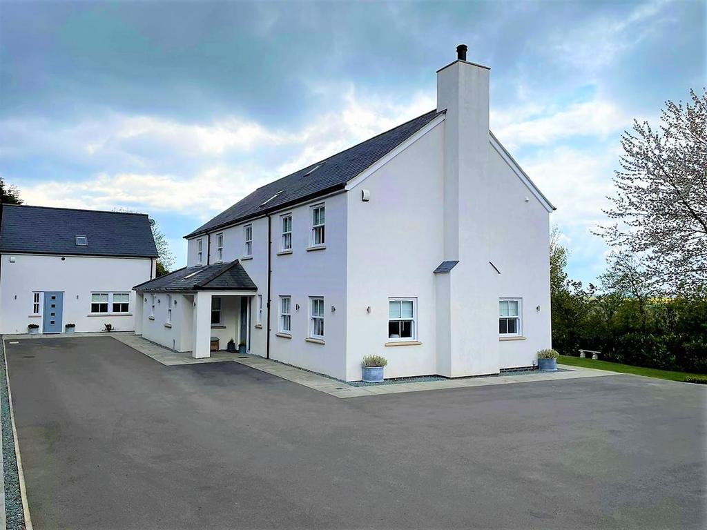 Dunstan Hill, Kirton Lindsey 6 bed detached house £900,000