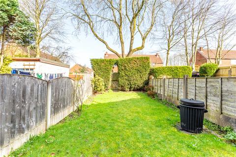 11 Bardsley Vale Avenue, Oldham, OL8 3HZ