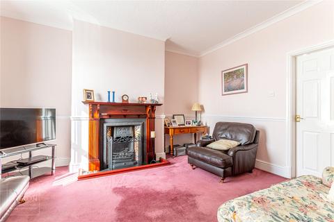 11 Bardsley Vale Avenue, Oldham, OL8 3HZ