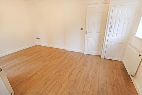6 Manitoba Gardens, Middlesbrough, TS4 2NJ