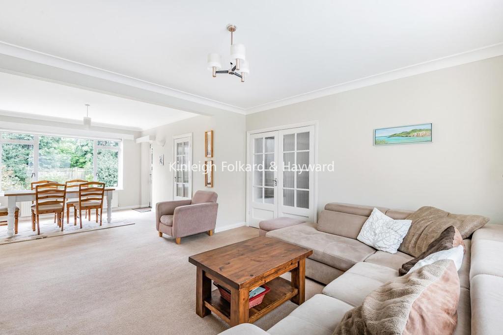 Selborne Road, Southgate 4 bed detached house £975,000