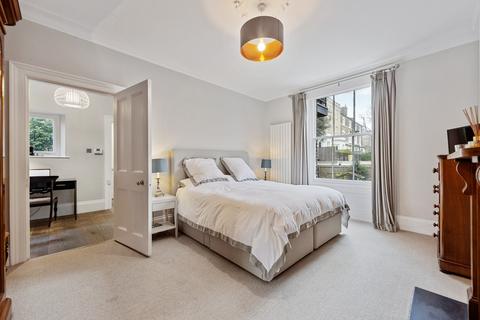 Flat 3, 7 Hampstead Lane, London, N6 4RT