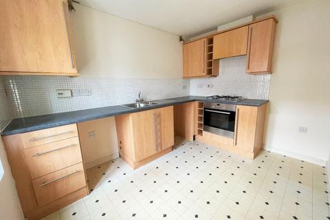 3 bedroom terraced house to rent, Washington Drive, Carbrooke, IP25