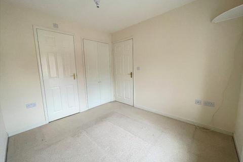 3 bedroom terraced house to rent, Washington Drive, Carbrooke, IP25