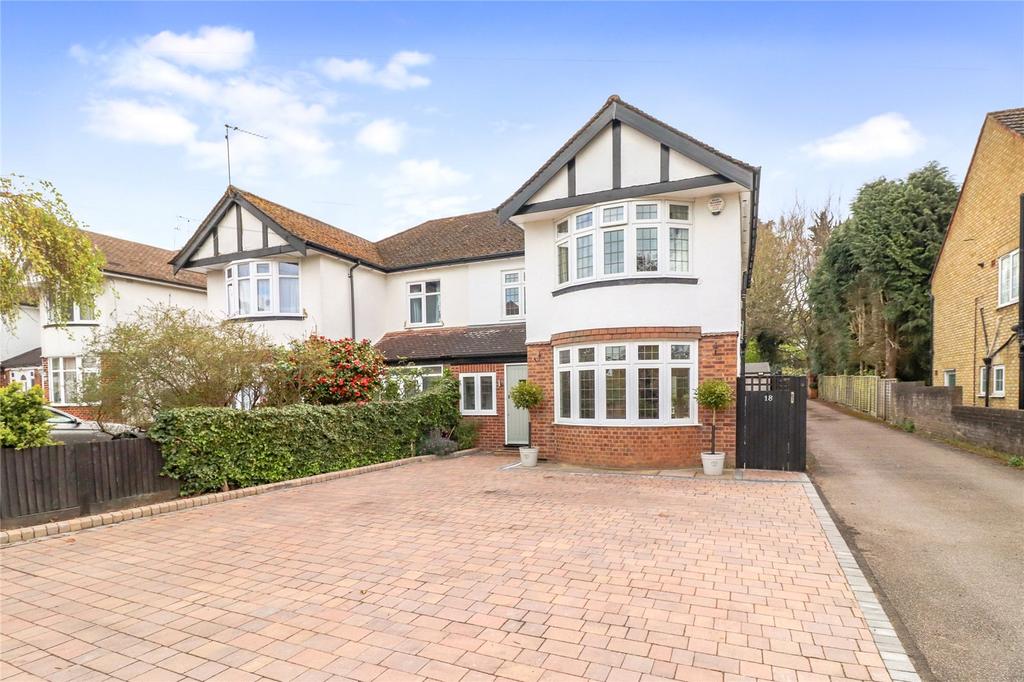 Courtlands Drive, Watford, Herts, WD17 4 bed semi-detached house - £850,000