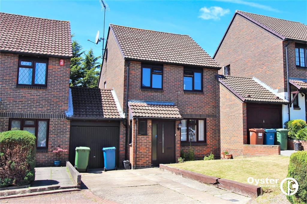 Caddis Close, Stanmore, HA7 3 bed link detached house £650,000