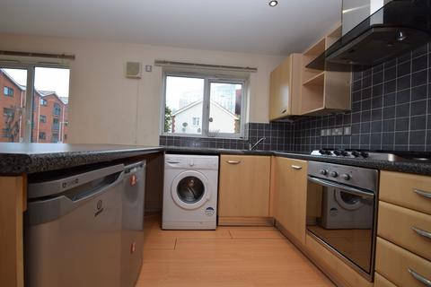 2 bedroom flat to rent, Newcastle Street, Hulme, Manchester, M15 6HF